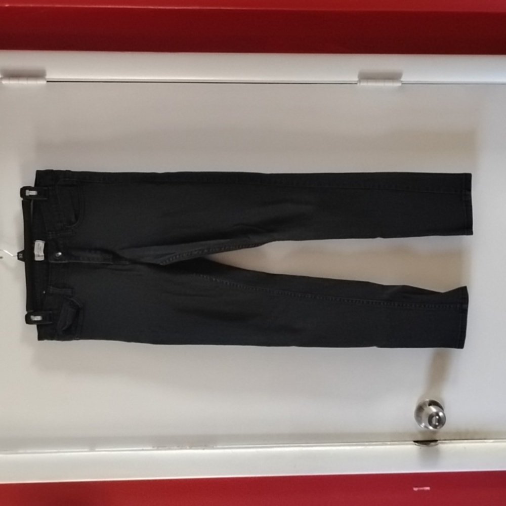 🪻4/$8🪻Adam Levine The Skinny Size 7/8 Black Denim Skinny Straight Leg Jean